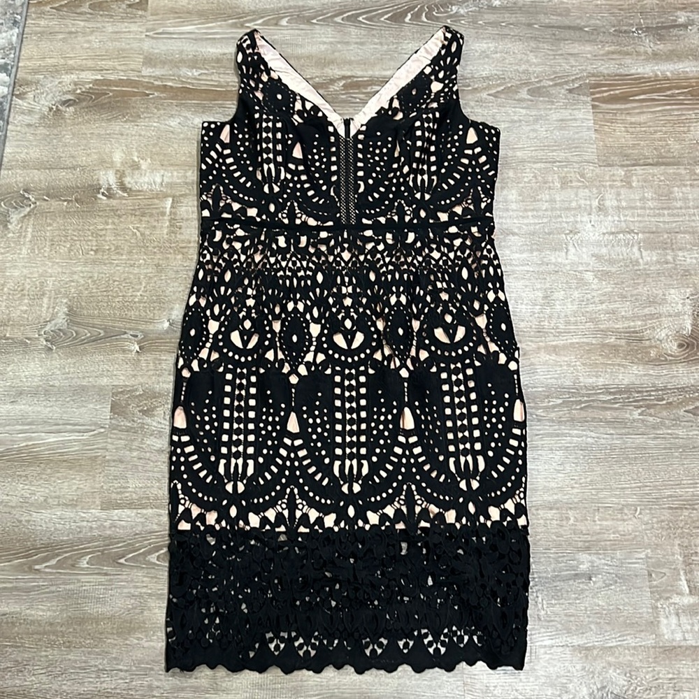 NWT City Chic all over lace dress size 20.